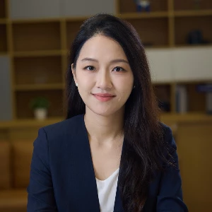Ms. Xixi Yang